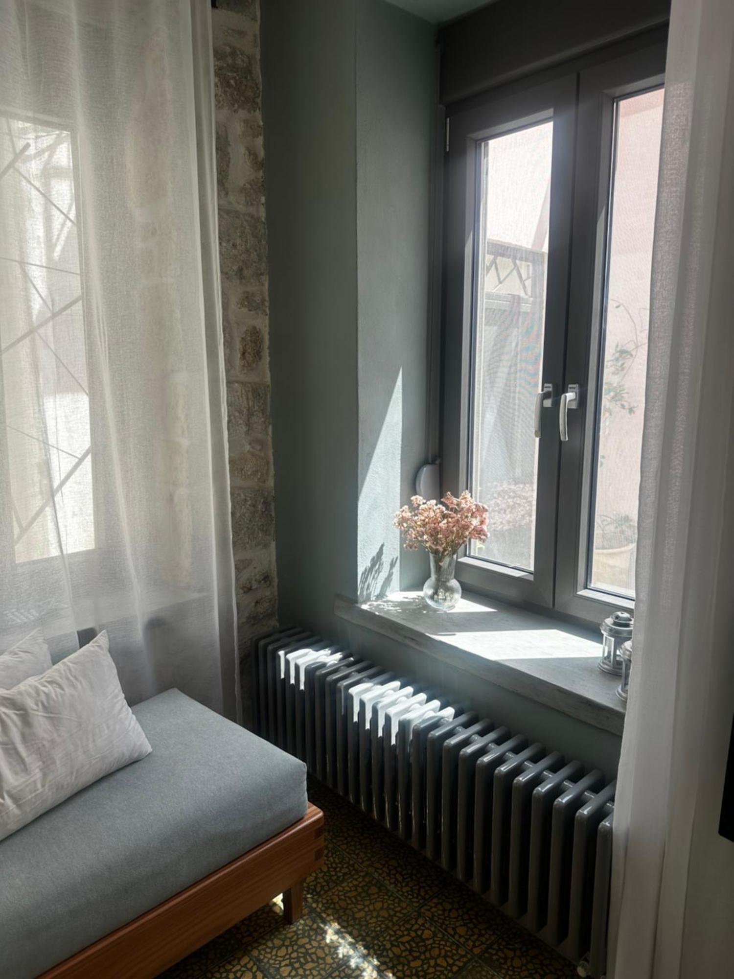 Stone Guest House In The City Iraklion Buitenkant foto